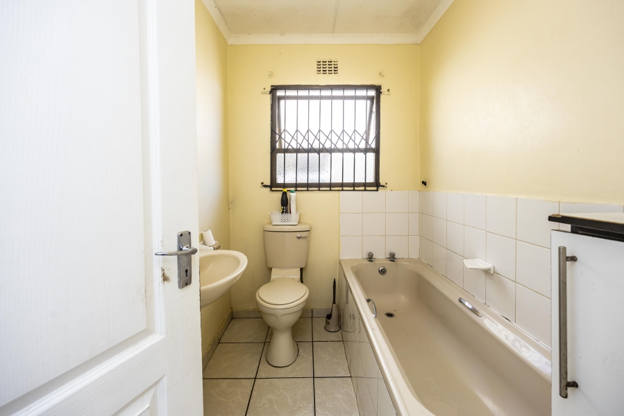 4 Bedroom Property for Sale in Haven Hills Eastern Cape
